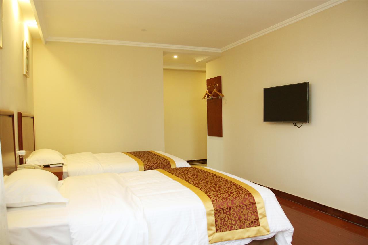 Greentree Inn Shandong Linxi Pingyi Mengyang Road Express Hotel Εξωτερικό φωτογραφία